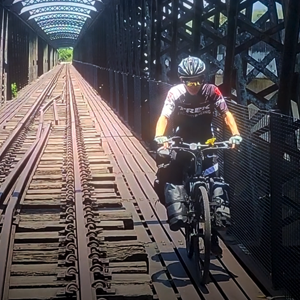 PRO BONO: ChuanzWorldTravel - Bike Traveling Project